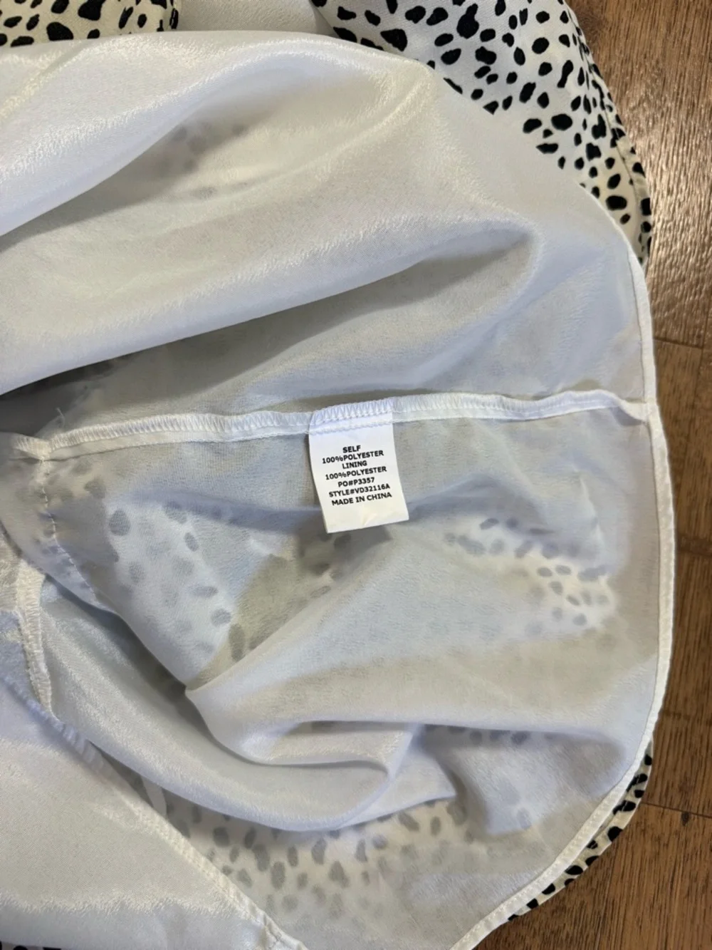 Vine & Love stylish sleeveless